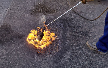 Pit flat roofing repairs